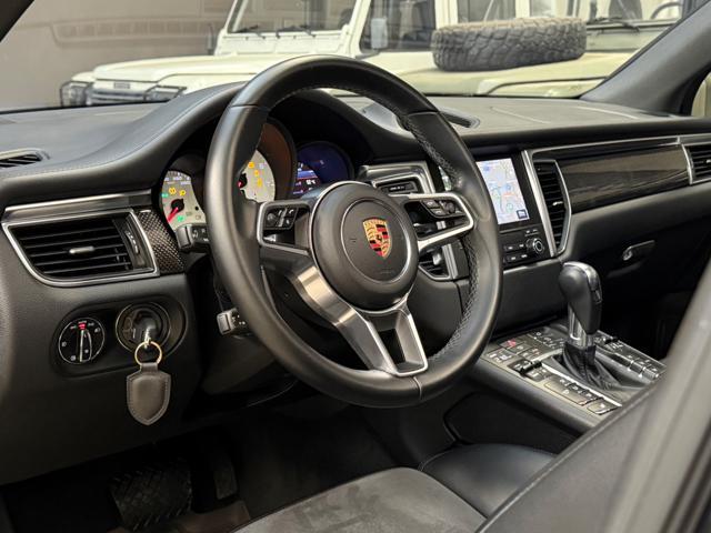 PORSCHE Macan 3.0 GTS