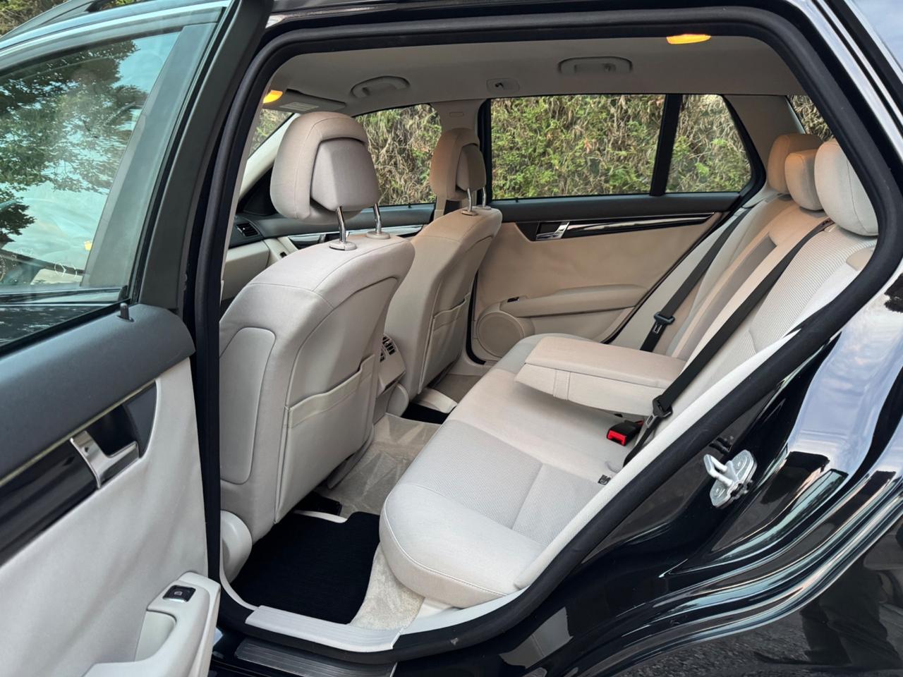 Mercedes-benz C 220 CDI S.W. BlueEFFICIENCY Executive