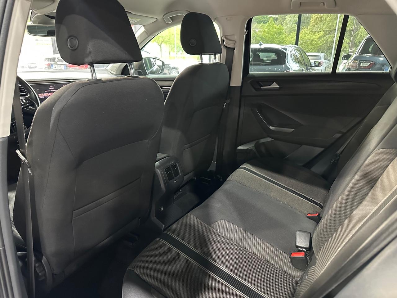 Volkswagen T-Roc 1.6 TDI SCR Advanced BlueMotion Technology