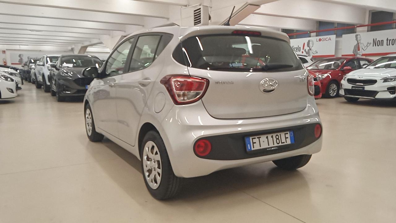 HYUNDAI i10 II i10 1.0 Tech