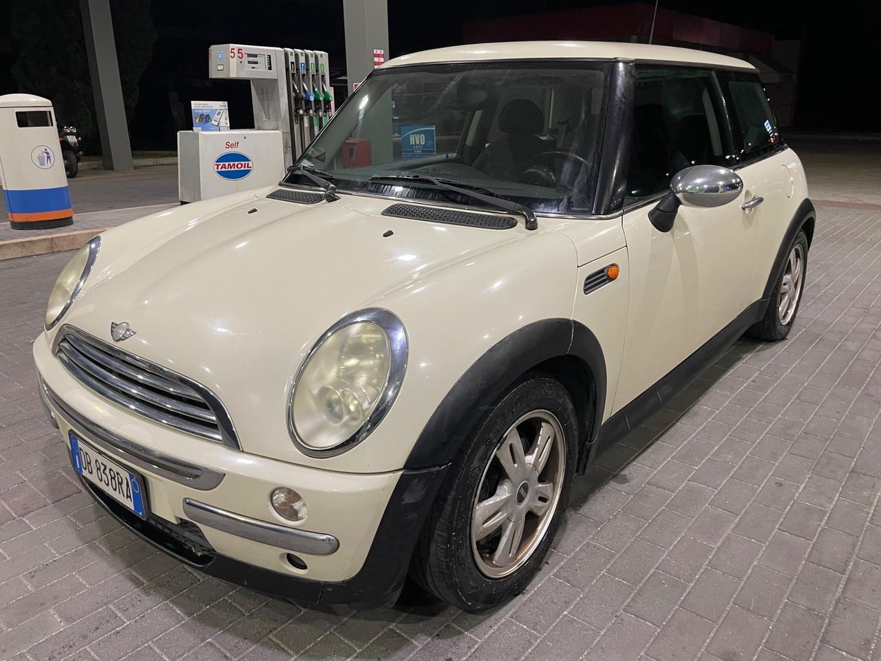 MINI COOPER ONE 1.4 DISEL 135.000 KM NEOPATENTATI 2006.