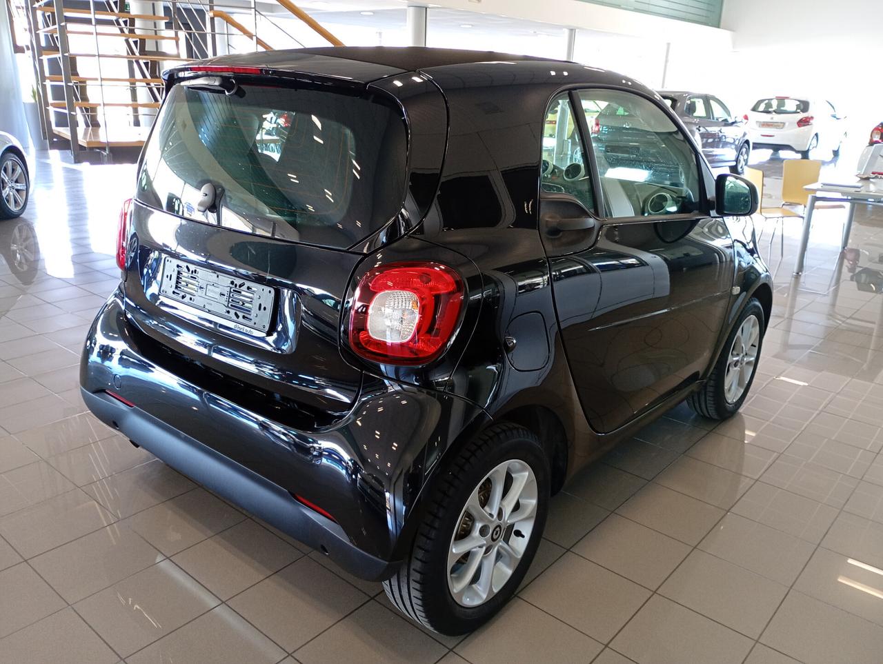 Smart ForTwo 70 1.0 Passion - Automatic