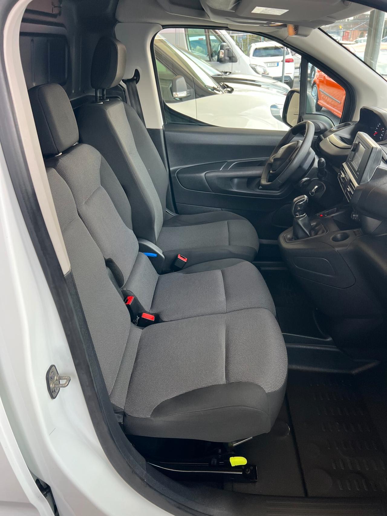 Peugeot Partner BlueHDi 100 PC Furgone Premium 3 POSTI
