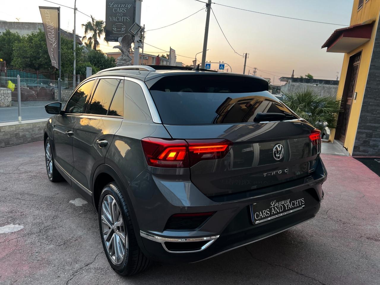 Volkswagen T-Roc 2.0 TDI 150-DSG 4MOTION-TETTO-FULL