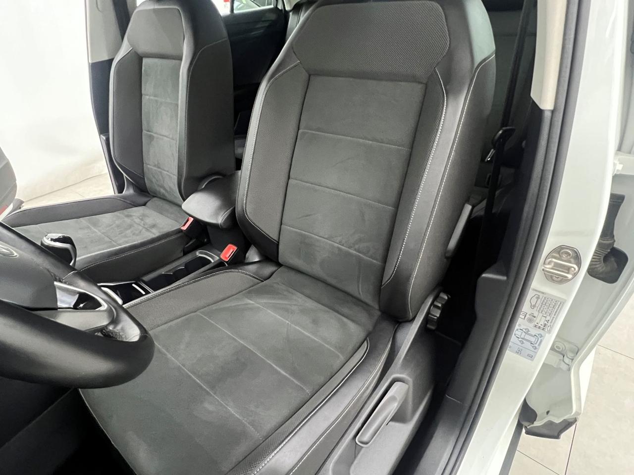 VOLKSWAGEN T-Roc 2022 T-Roc 1.0 tsi Style 110cv