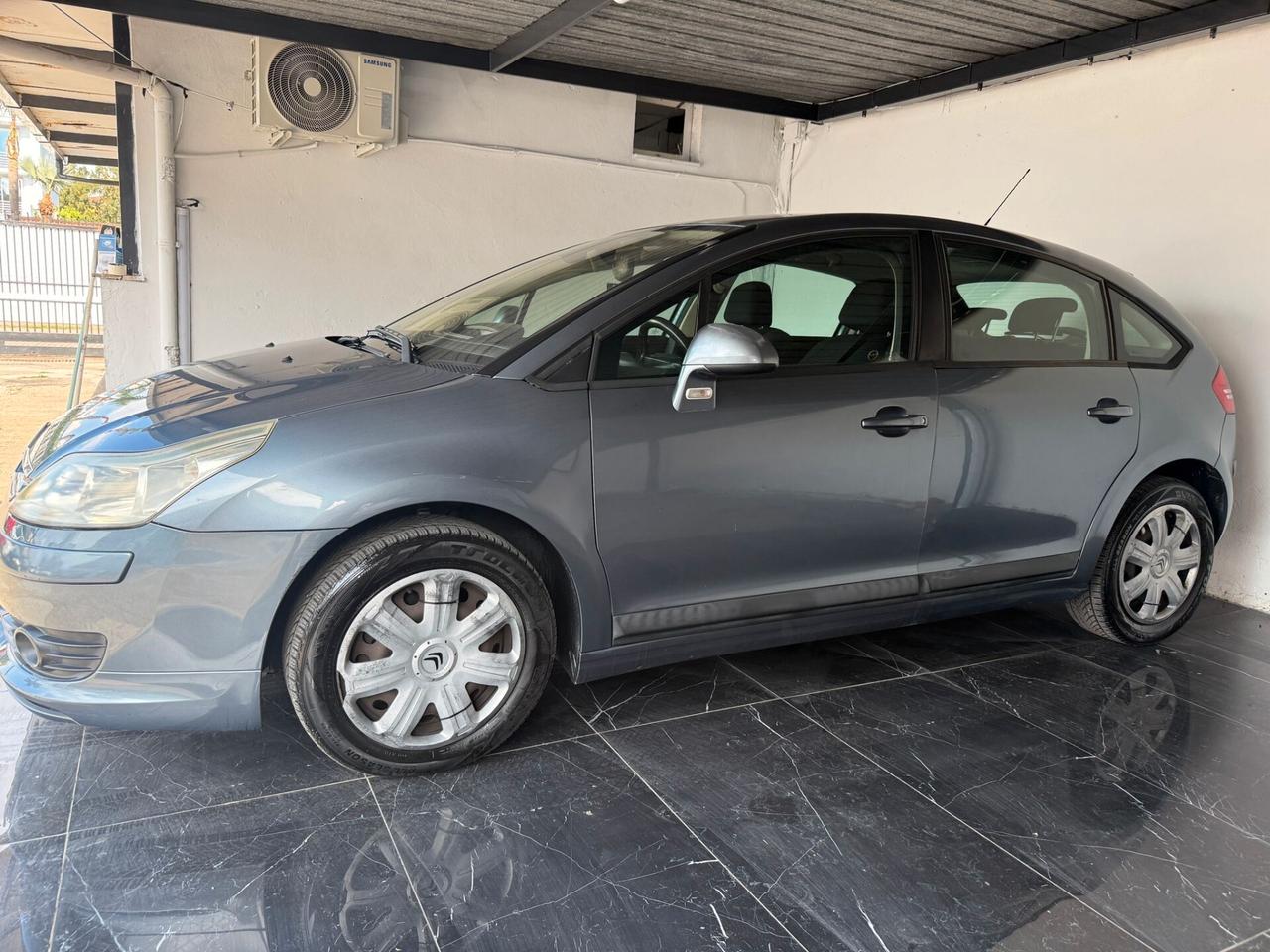Citroen C4 1.6 HDi 110CV FAP Exclusive