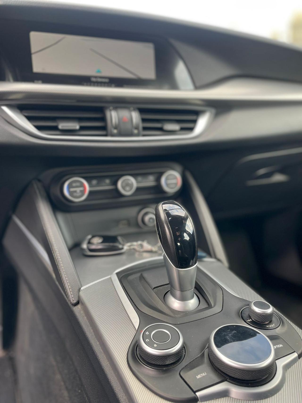 Alfa Romeo Stelvio 2.2 Turbodiesel 210 CV AT8 Q4 Executive