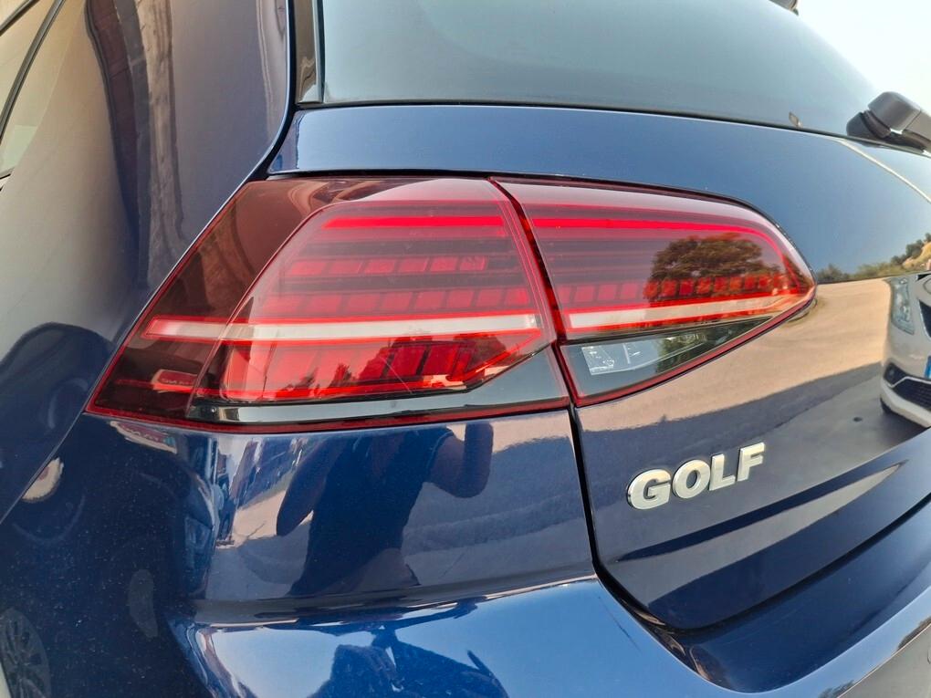 Volkswagen Golf 7.5 1.5 TGI 130cv Pelle/Fari LED - 2019