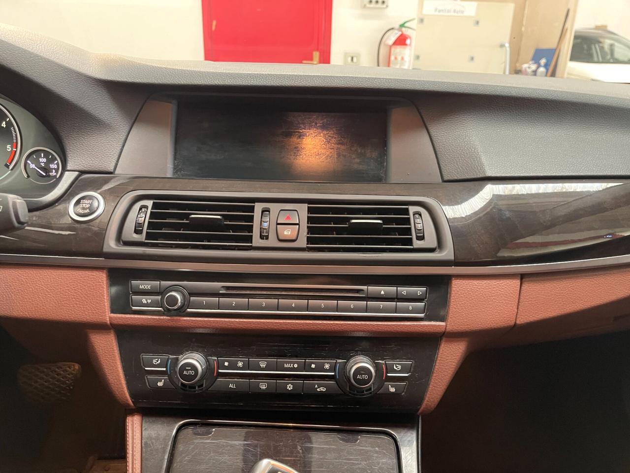Bmw 520 Touring Futura 520d c.auto-LEGGI SOTTO