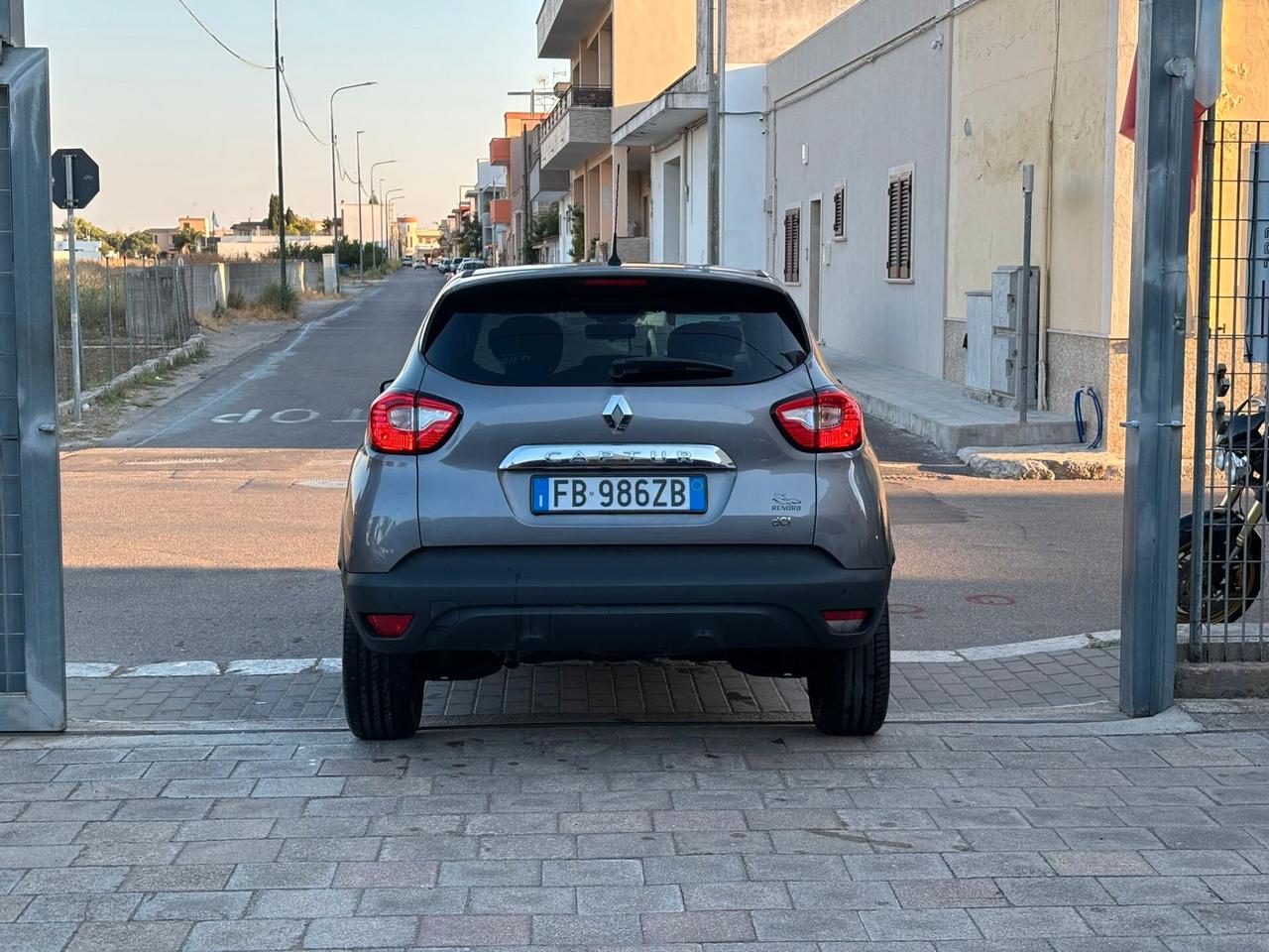 Renault Captur 1.5 dCi 90cv EDC Energy Intens