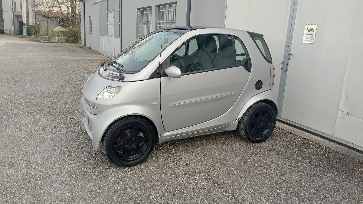 Smart ForTwo 700 benzina (motore 20.000 km.)