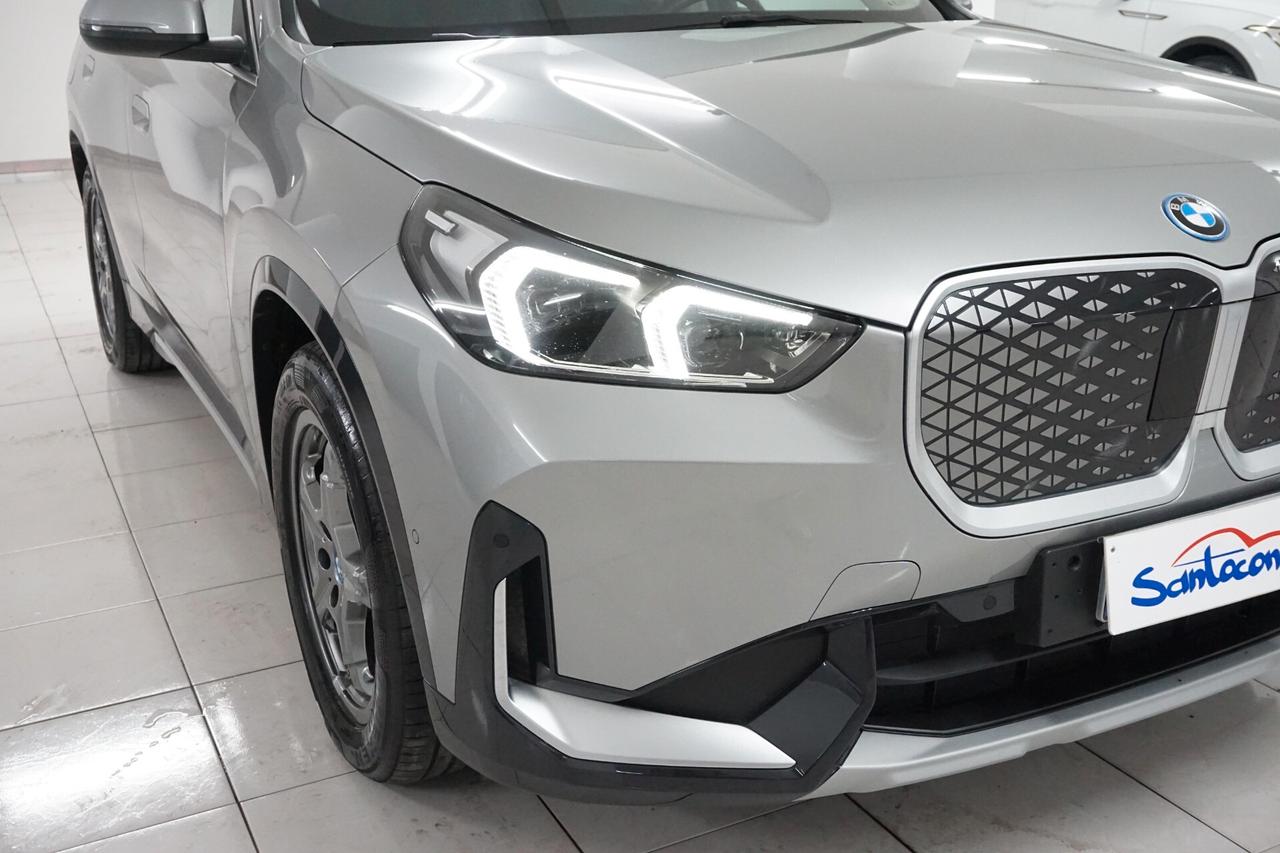 Bmw IX1 eDrive 20