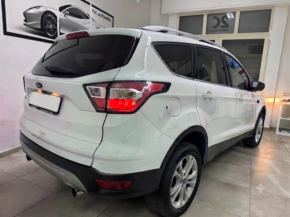Ford Kuga 2.0 TDCI 150 CV /Titanium /2018