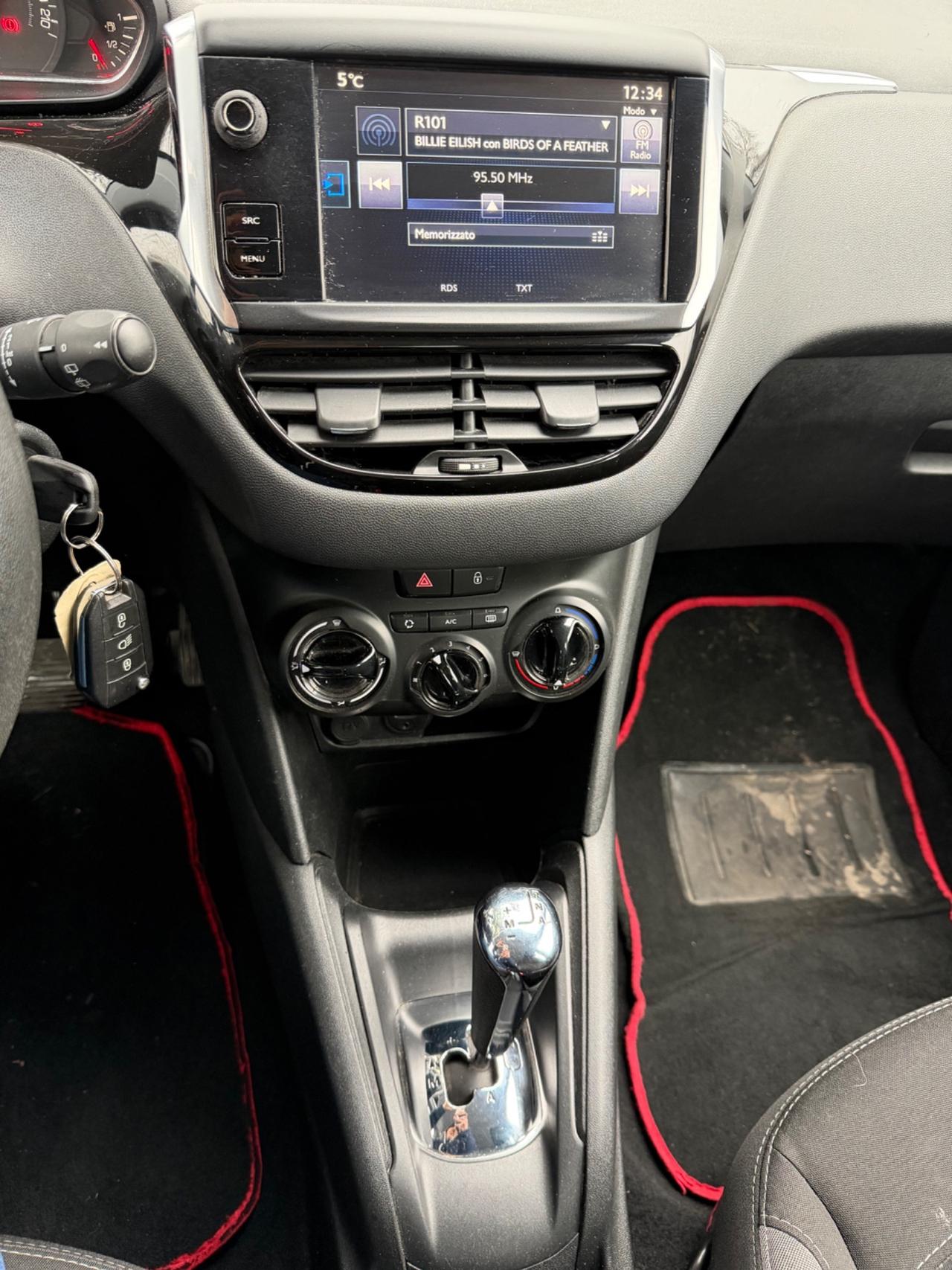 Peugeot 208 1.4 e-HDi 68 CV S&S robotizzato 5 porte Active