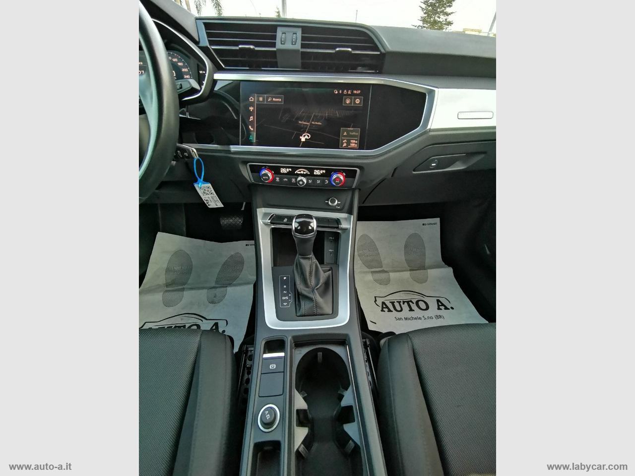 AUDI Q3 35 TDI S tronic Business Advanced