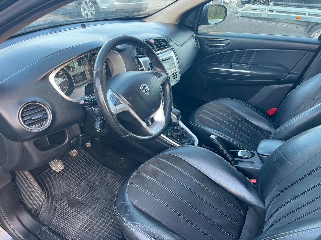 Lancia Delta 1.6 MJT DPF 105 CV Gold