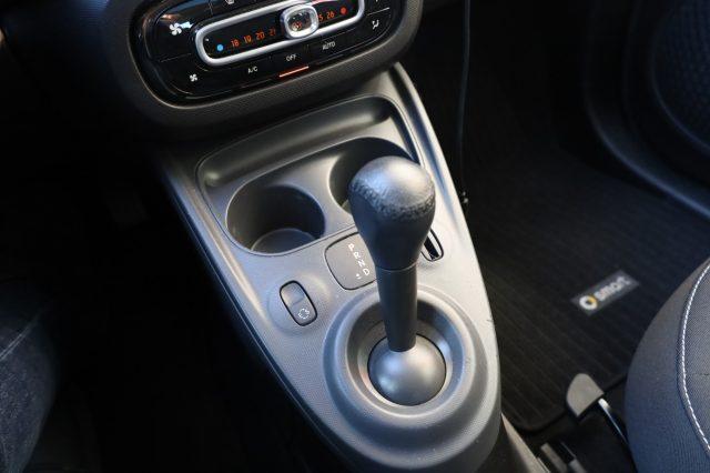 SMART ForFour 70 1.0 twinamic AUTOMATICA Passion PanoramaTEL USB