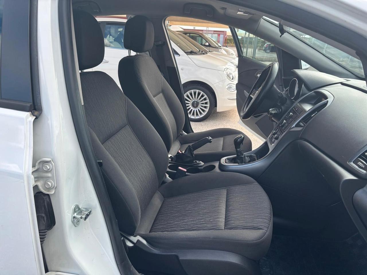 Opel Astra 1.7 CDTI 110CV 4 porte Cosmo