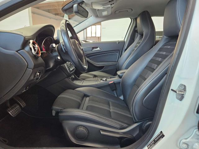 Mercedes-Benz GLA 220 GLA-X156 2017 d Sport 4matic 170cv auto