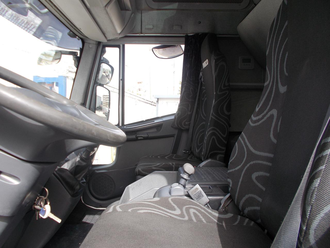 Iveco 120e25 2011 furgone mt.820 e.5