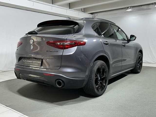 Alfa Romeo Stelvio 2.0 Turbo 200 CV AT8 Q4 B-Tech