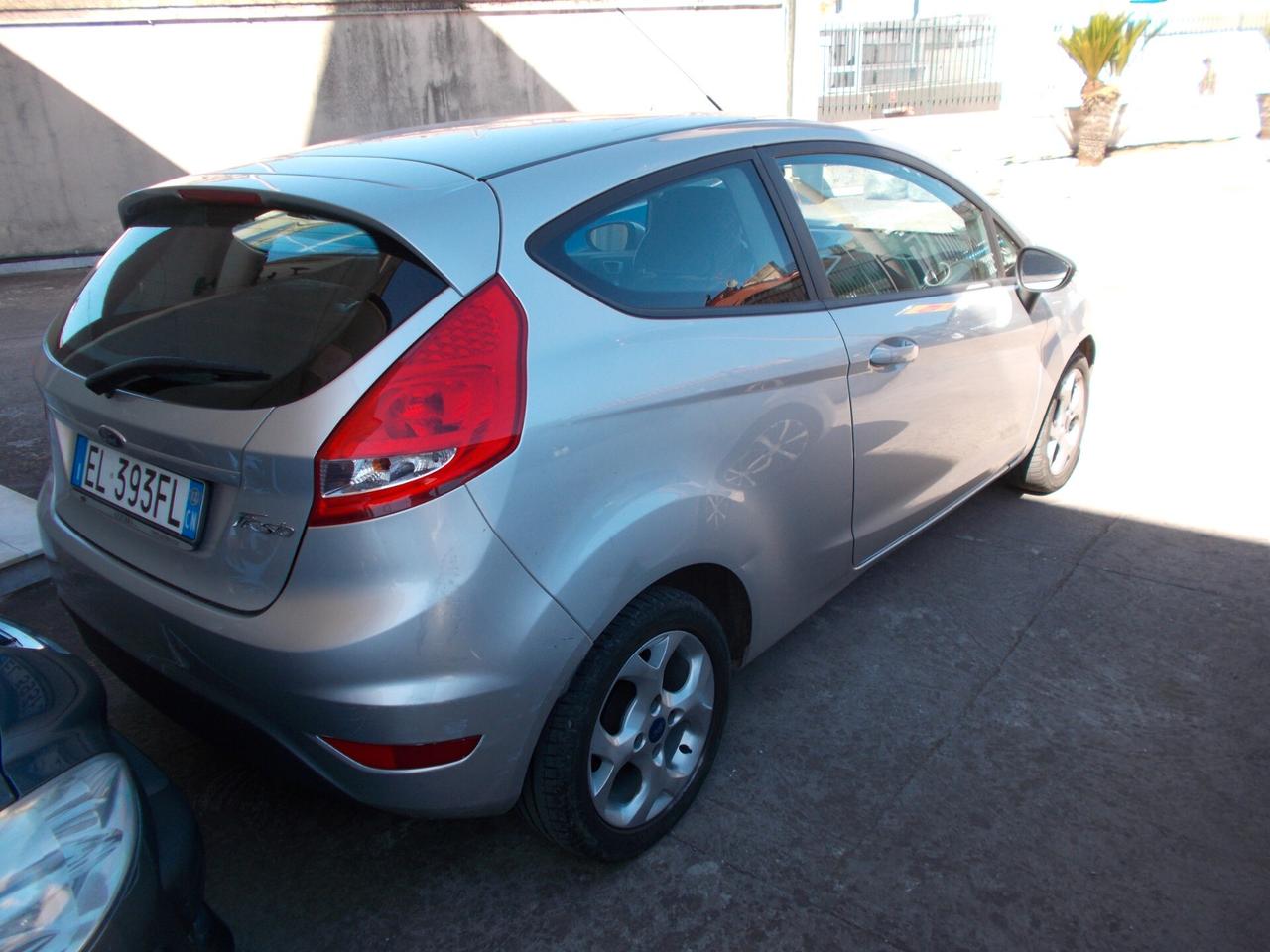 Ford Fiesta 1.2 82CV 3 porte Titanium