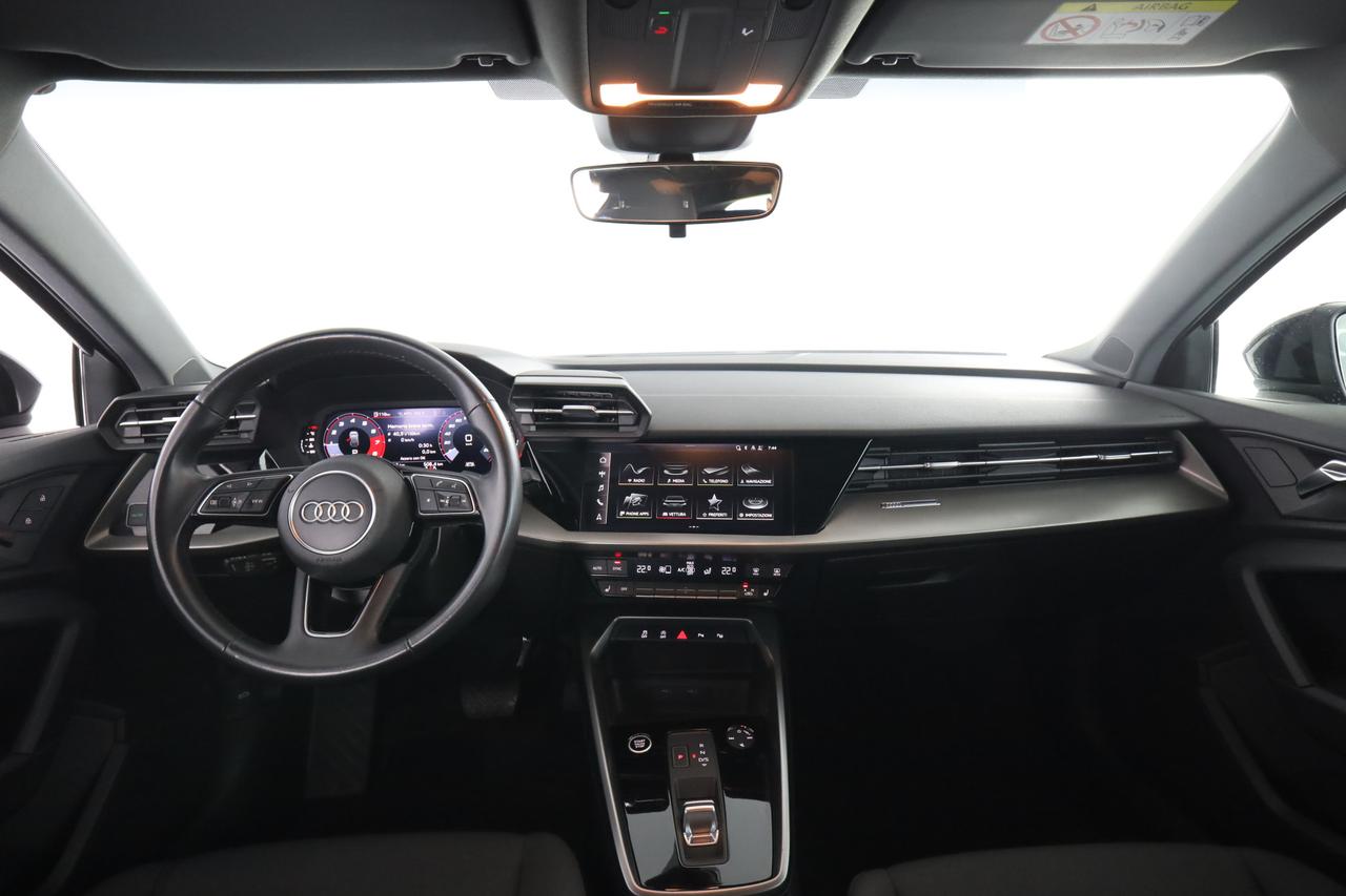 AUDI A3 4ª serie A3 SPB 30 TFSI S tronic Business