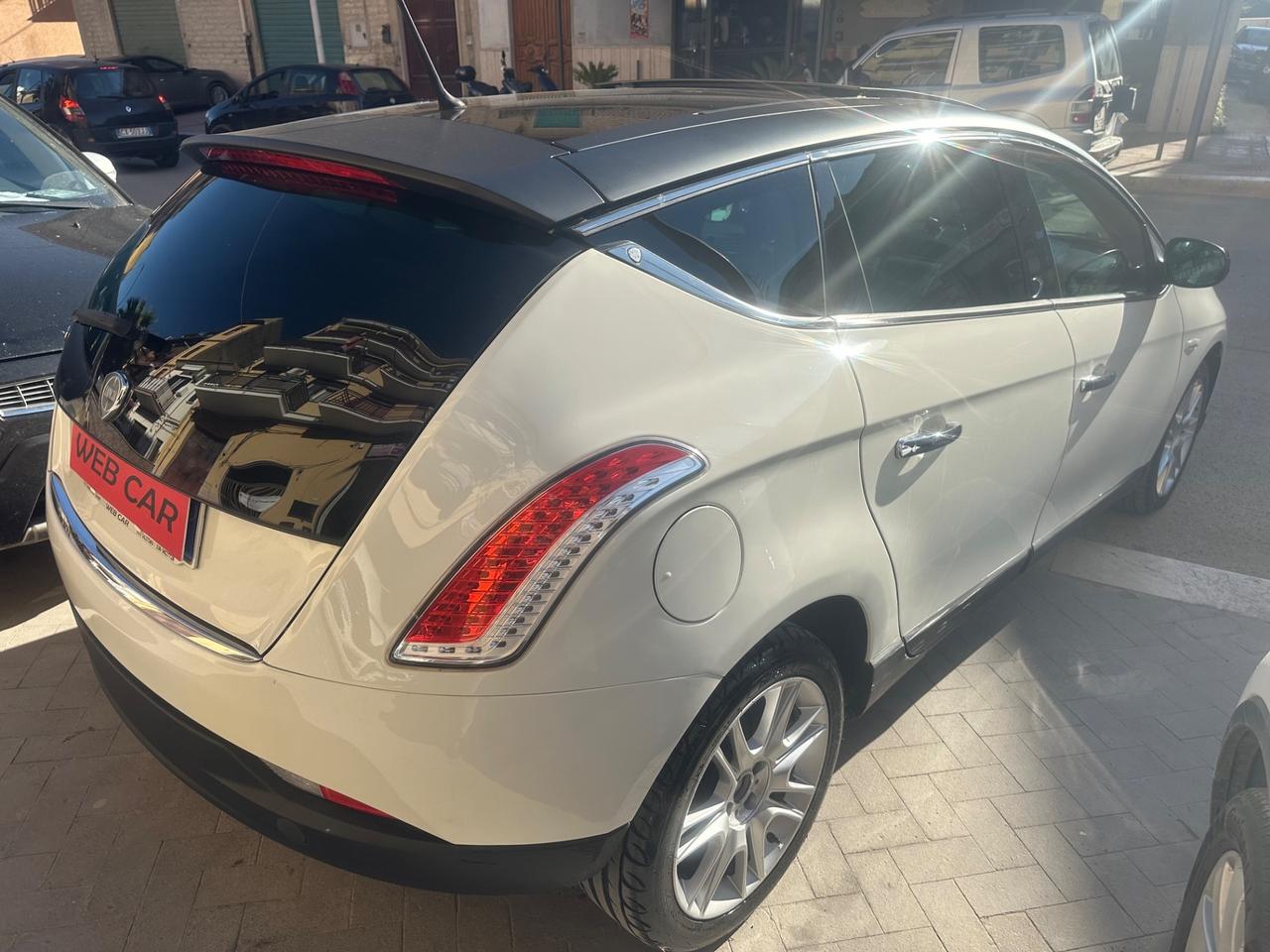 Lancia Delta 1.6 MJT DPF Platino 201 KM 224026 CERT