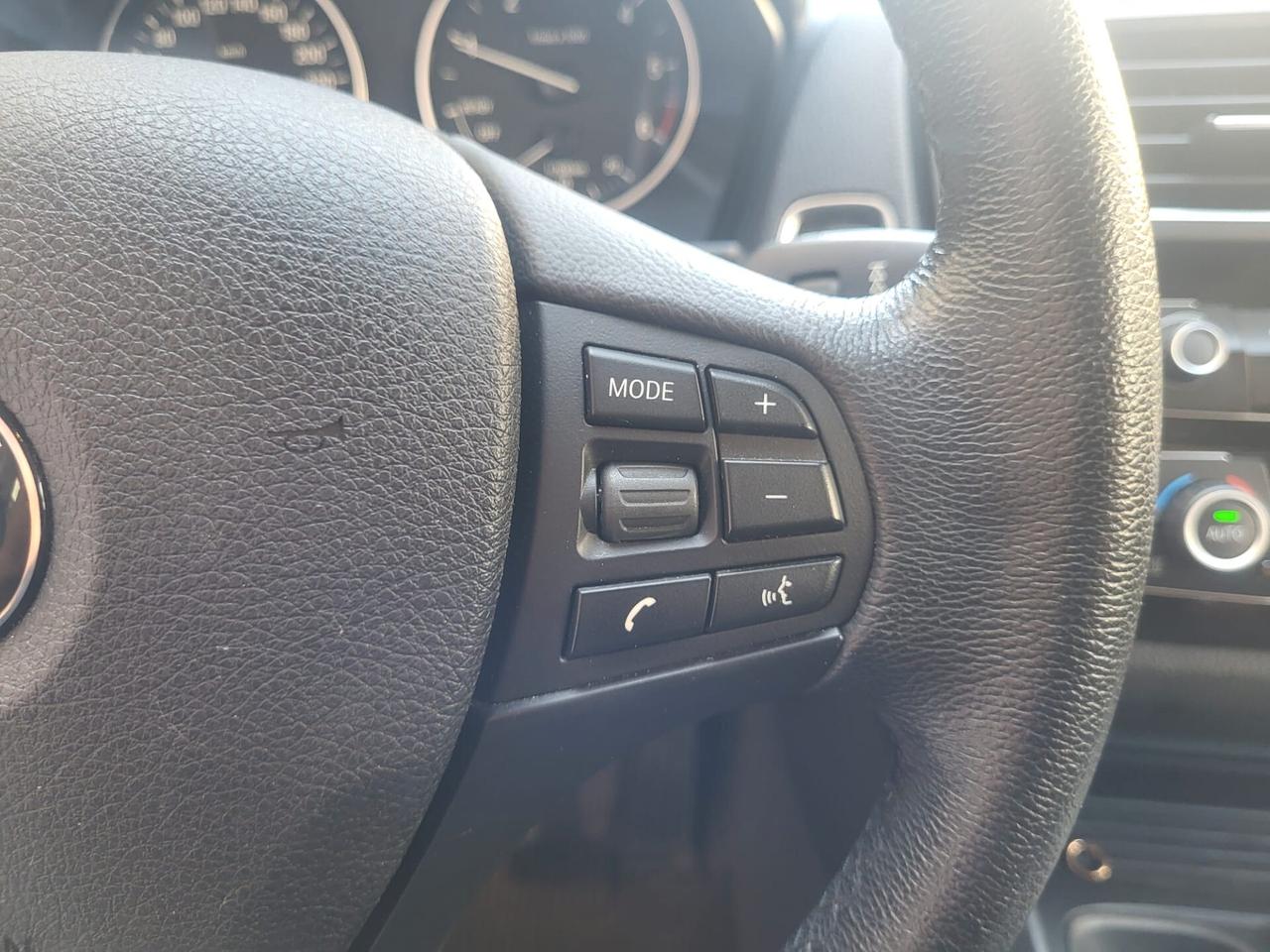 Bmw 116D 116 Cv+Navy+Clima Automatico...