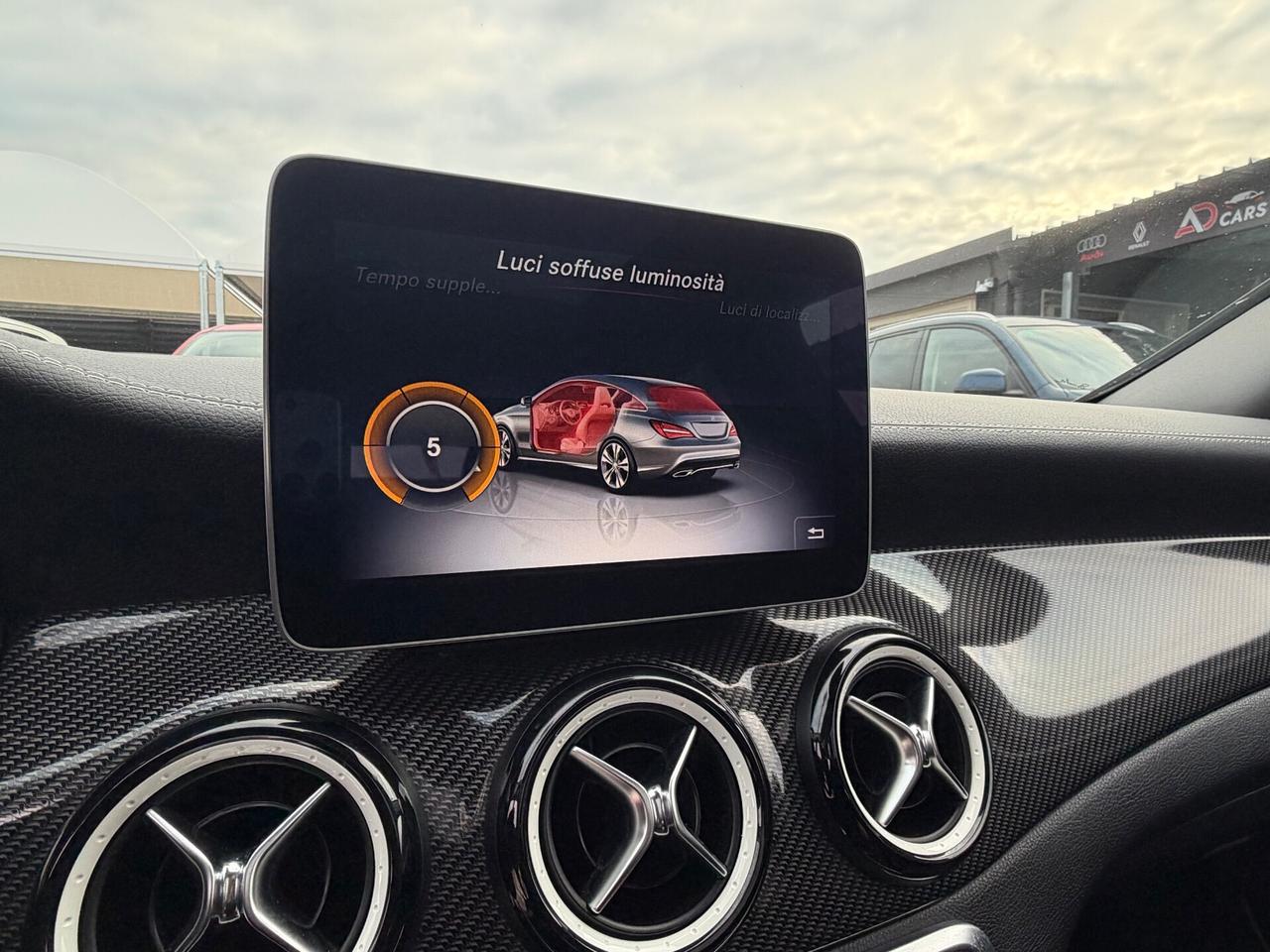 Mercedes CLA 200d 4Matic Premium AMG