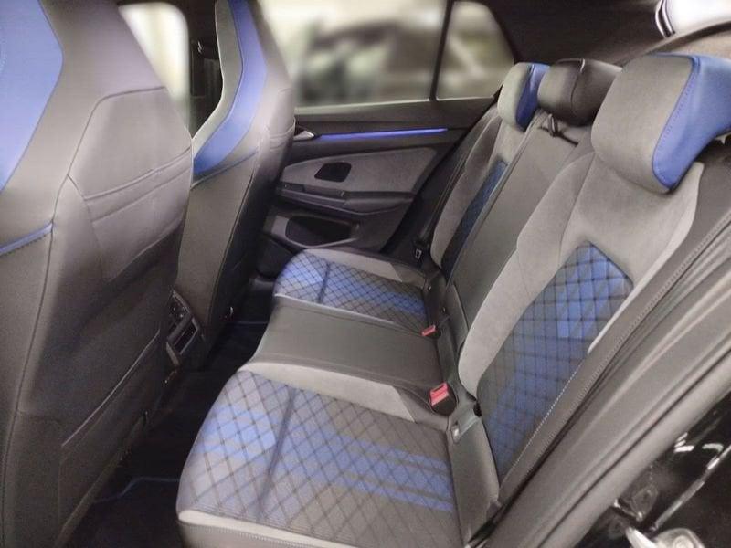 Volkswagen Golf 2.0 8.5 TSI R DSG 4Motion BLACK EDITION HARMAN KARDON MATRIX LED