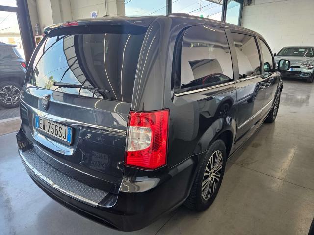 Lancia Voyager 2.8L Platinum S 177cv AUTO / 7PST