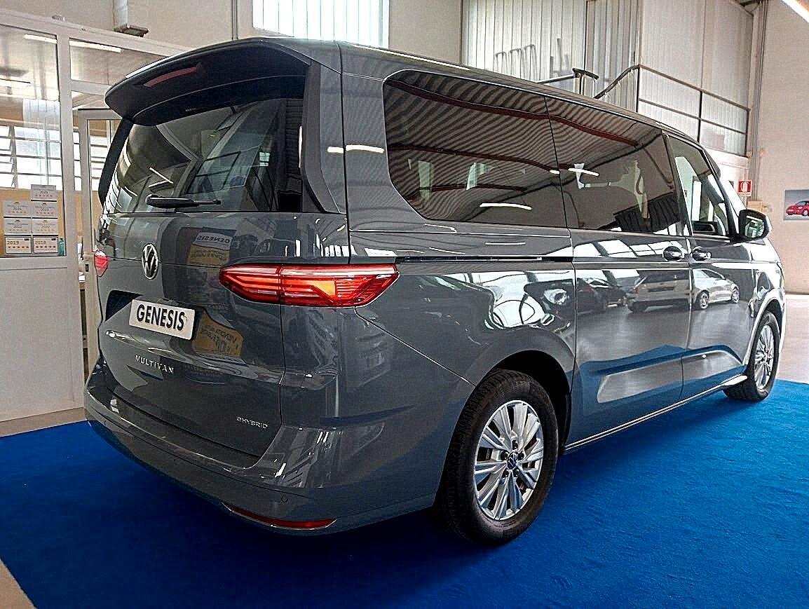 Volkswagen T7 Multivan 2.0 TDI DSG LED *VIS A VIS* CAMERA IVA INCLUSA
