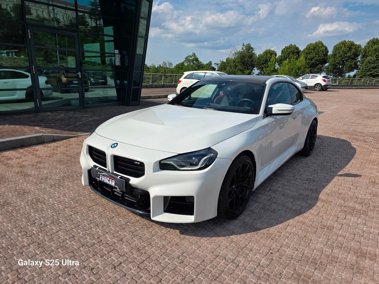 M2 full optional valutiamo usato