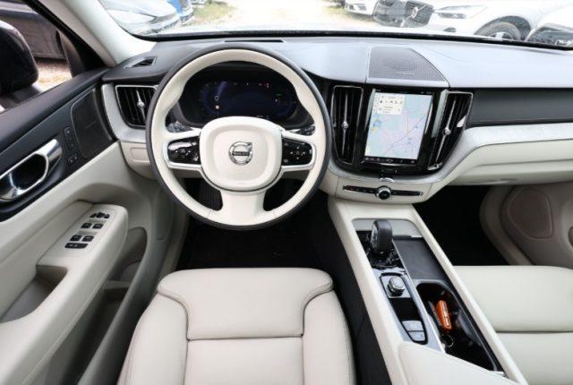 VOLVO XC60 T8 Plug-in hybrid AWD automatico Ultra Dark