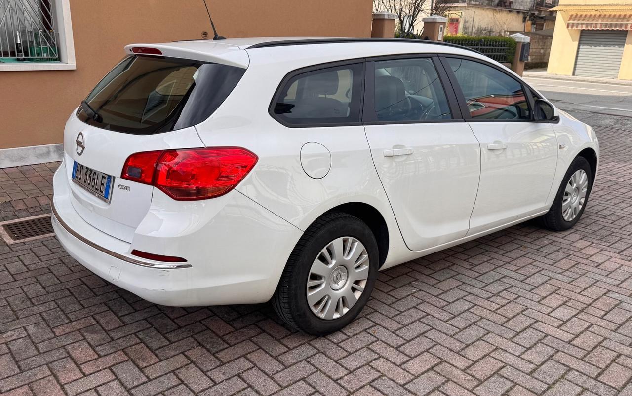 Opel Astra 1.7 CDTI 110CV Ok Neopatentati