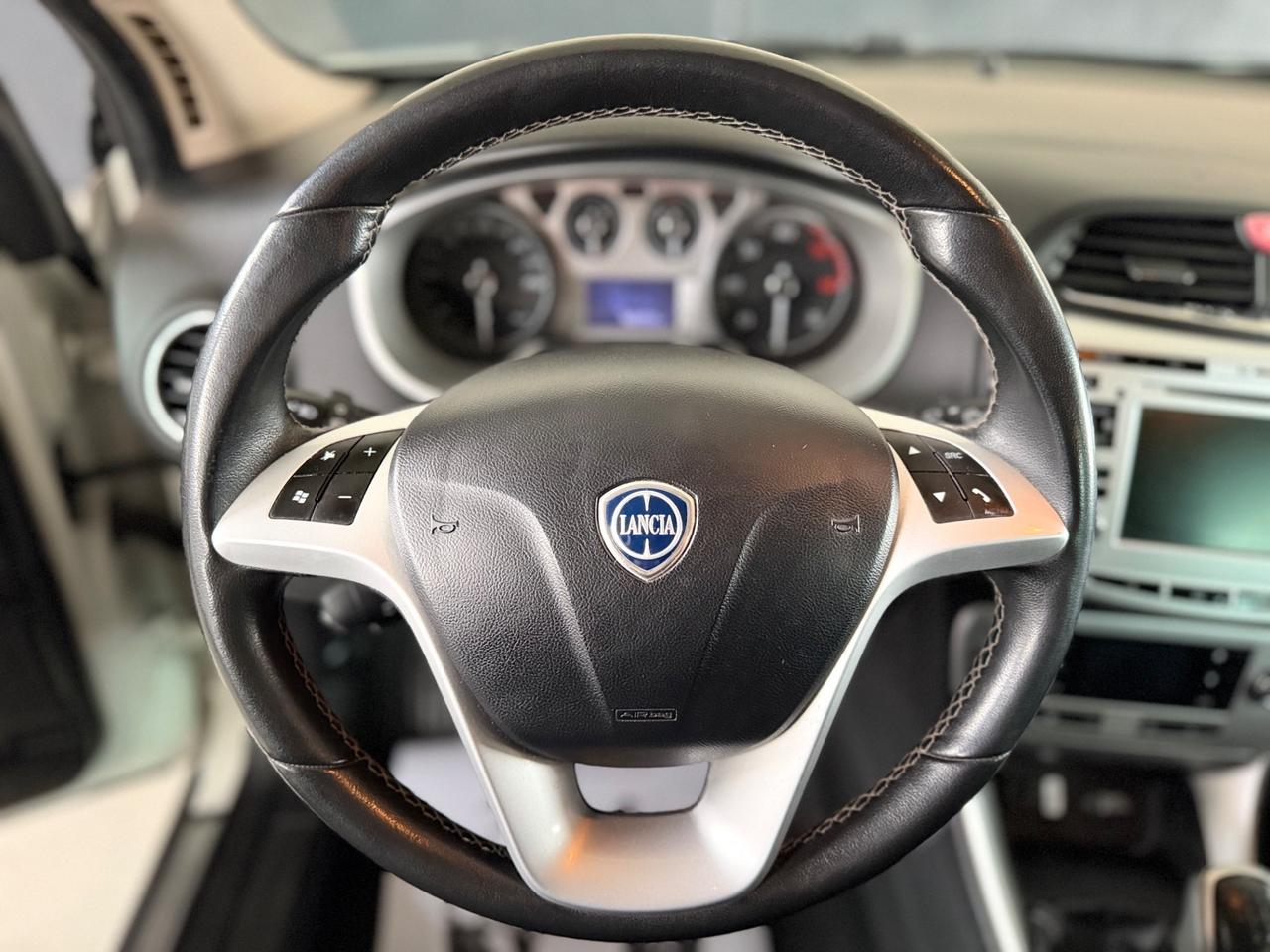 Lancia Delta 1.6 MJT DPF 105 CV Silver NEOPATENTATI GANCIO TRAINO