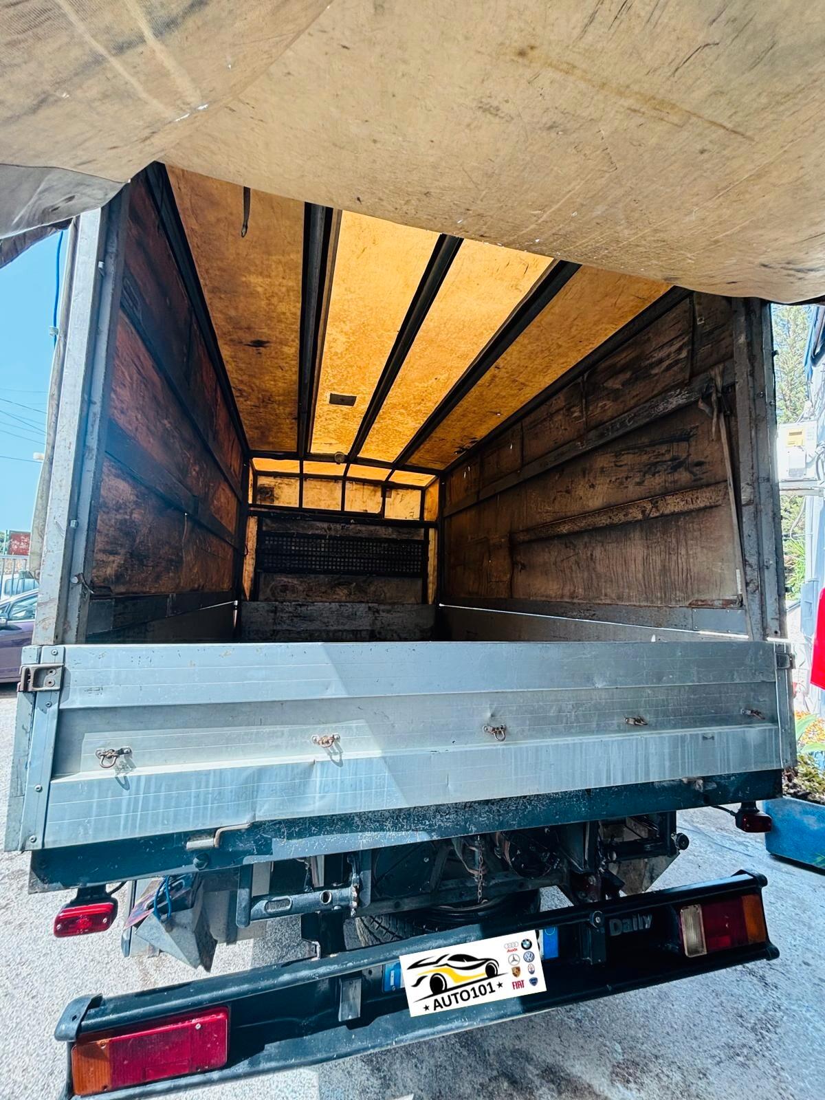 IVECO DAILY (CABINATO)