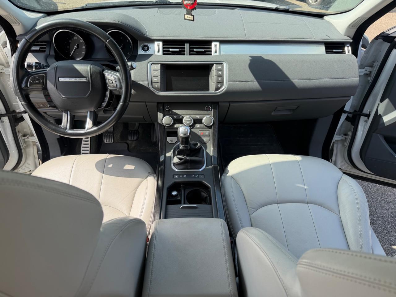 Land Rover Range Evoque 2.0 TD4 150 CV 5p. Pure