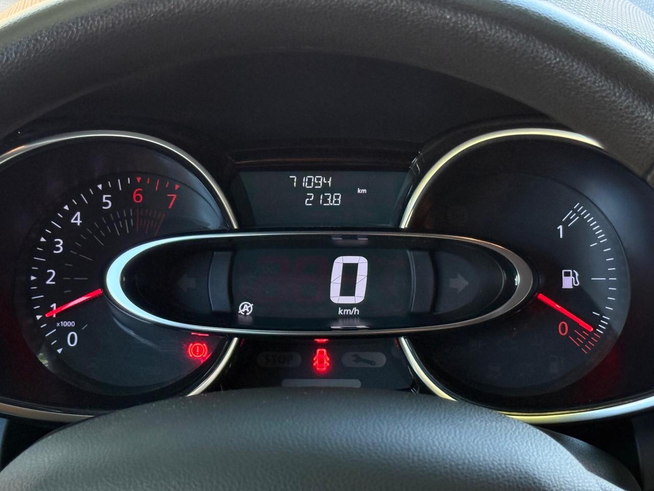 Renault Clio 0.9 TCE KM. 71000!