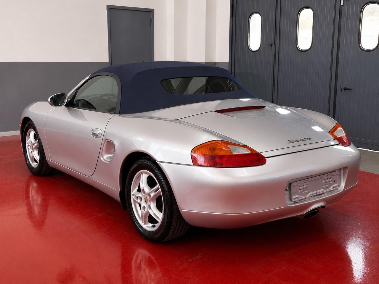 Porsche Boxster 2.5i 24V cat