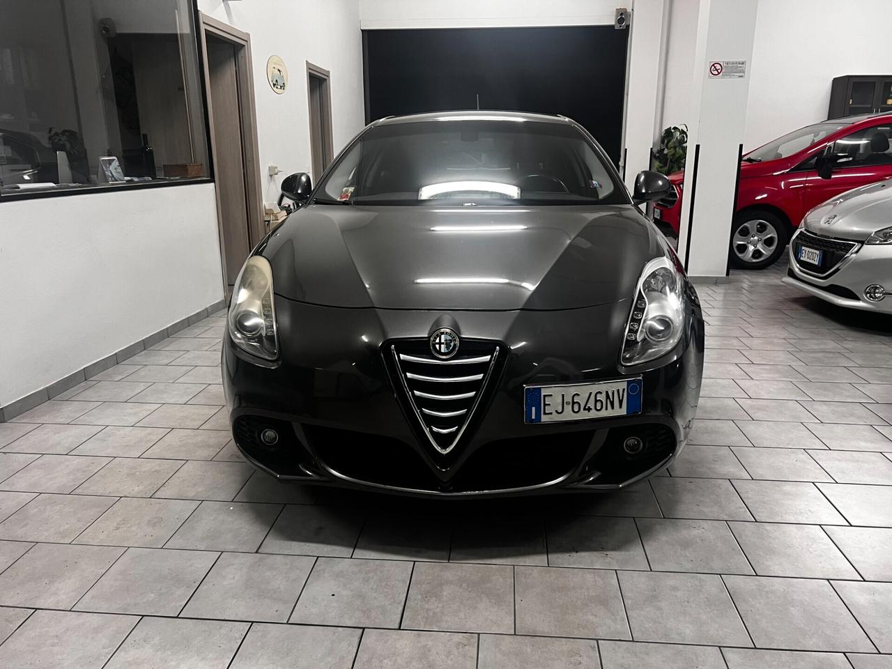 Alfa Romeo Giulietta 2.0 JTDm-2 140 CV NEOPATENTATI