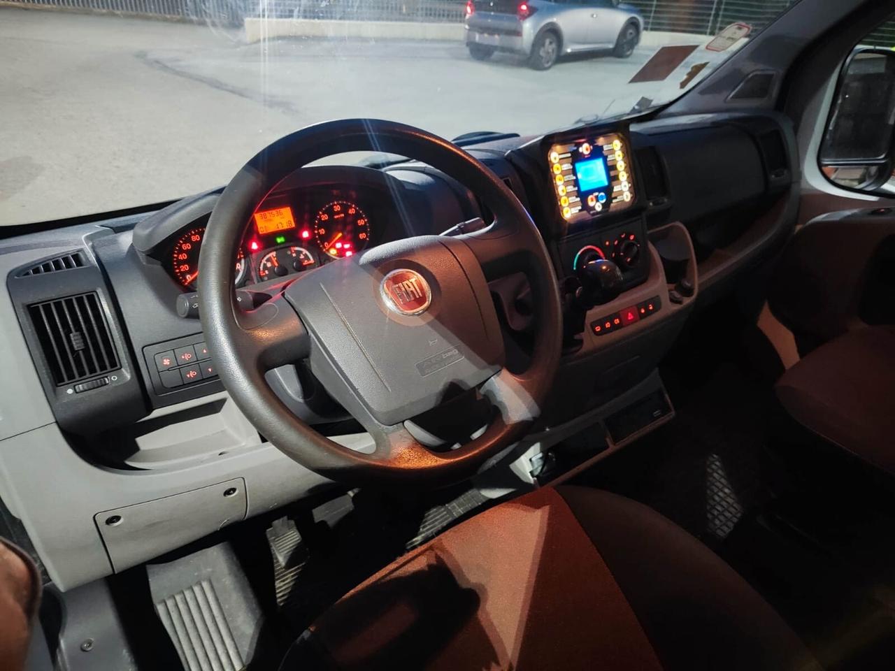 2 AMBULANZE IN OTTIME CONDIZIONI