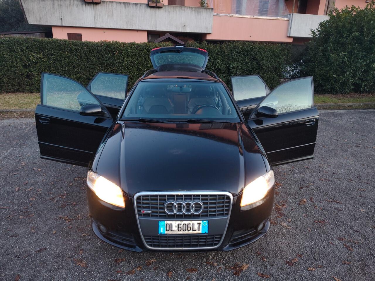 Audi A4 2.0 16V TDI Avant S LINE SOLO 120.000KM!!!