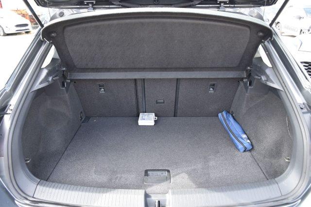 VOLKSWAGEN T-Roc 1.6 TDI SCR Business BMT *NAVIGATORE*