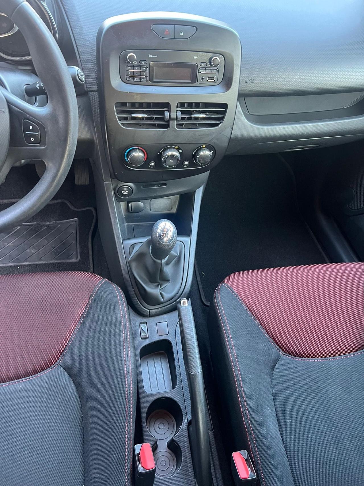 Renault Clio 1.2 benzina 5 porte