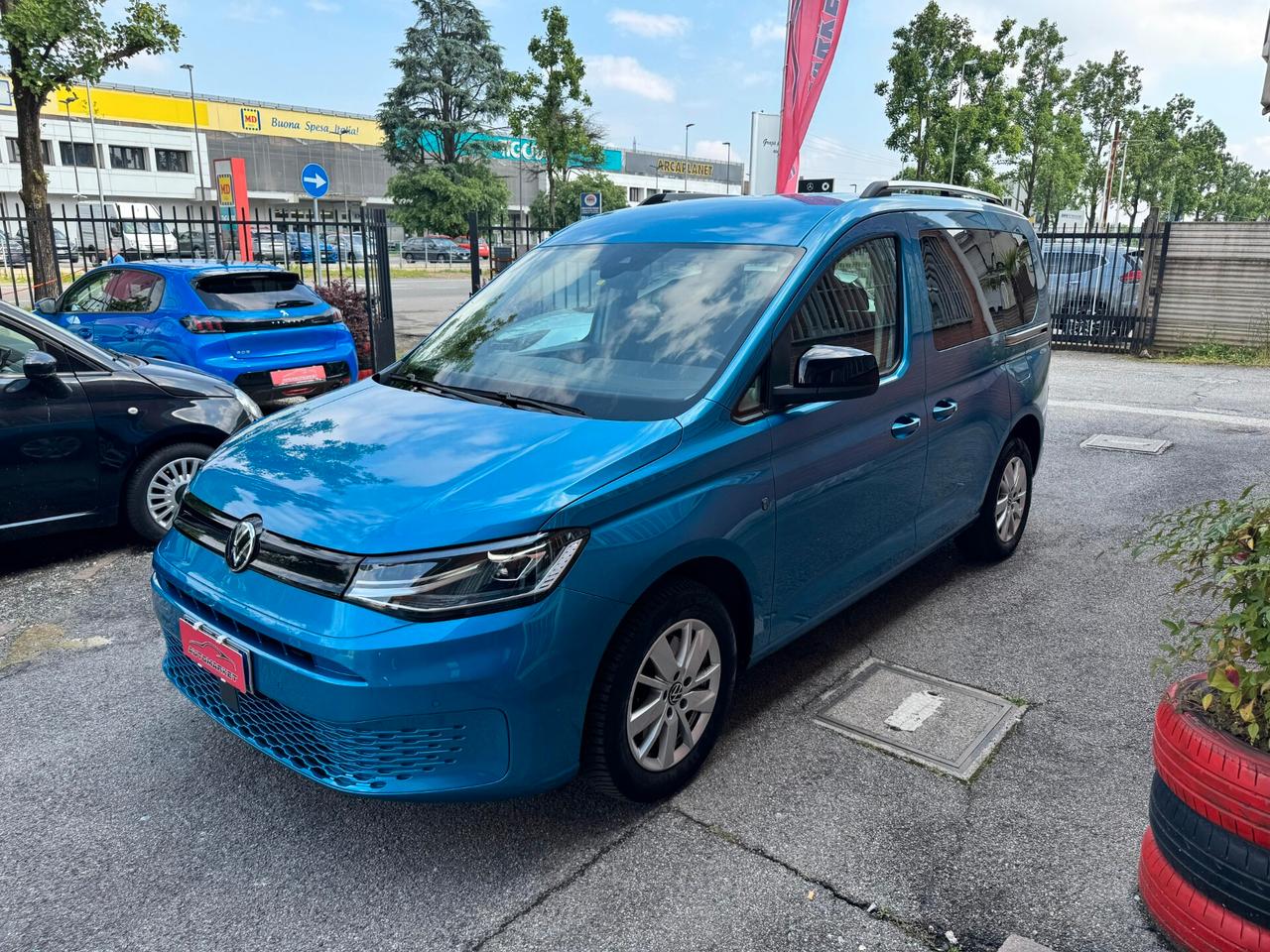 Volkswagen Caddy 2.0 TDI 122 CV Life n1 5 posti