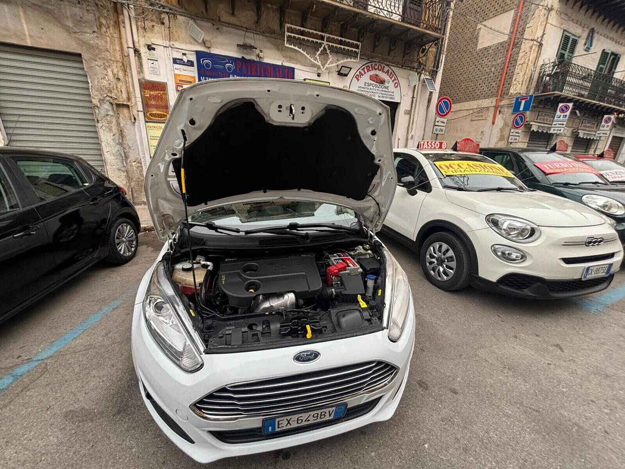 Ford Fiesta 1.5 TDCi 75CV 5 porte Titanium FINANZIABILE GARANZIA 12 MESI