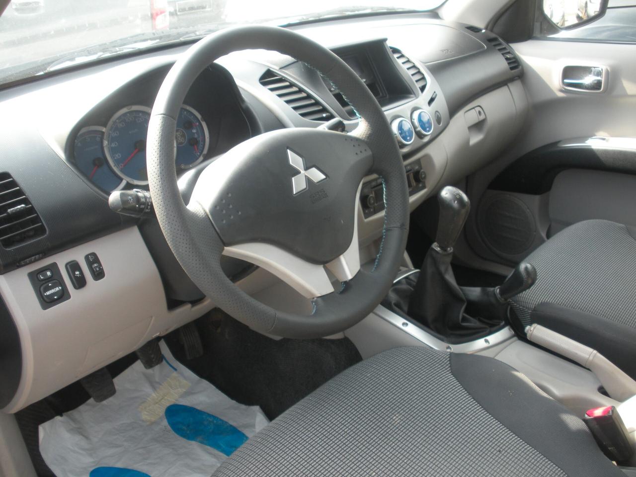 Mitsubishi L200 2.5 DI-D/136CV Double Cab Intense ''SEA''