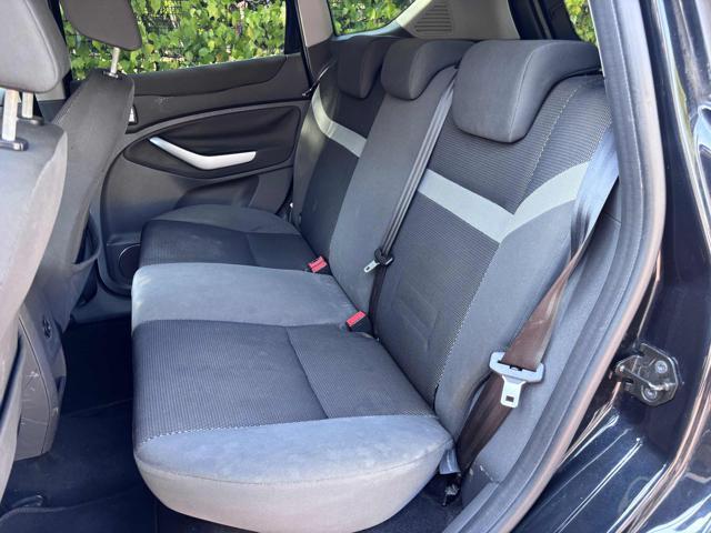 FORD Kuga 2.0 TDCi 140 CV 2WD Titanium DPF